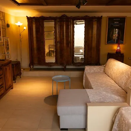 Colonna And Terrace بيت ضيافة
