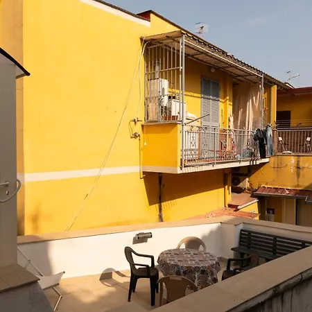Colonna And Terrace بيت ضيافة 3*